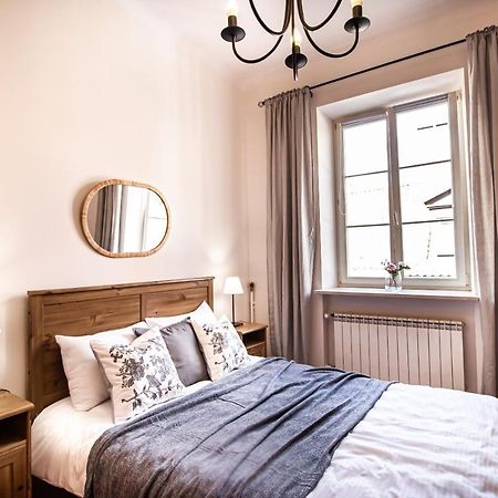 Swietojanska Old Town Apartment ワルシャワ エクステリア 写真